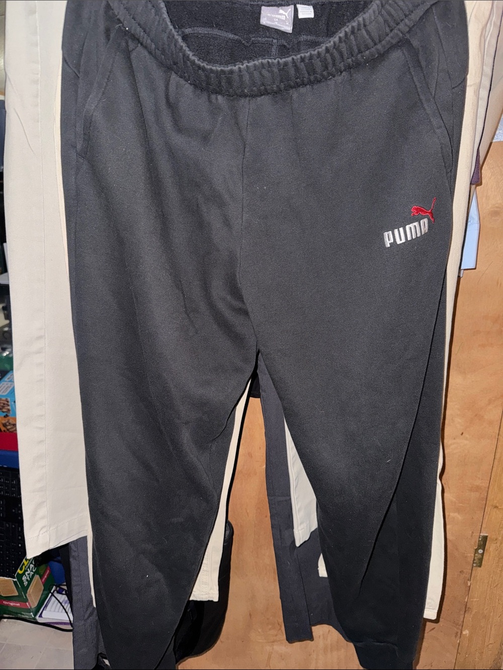 Puma Men’s Black Logo Sweatpants XL
